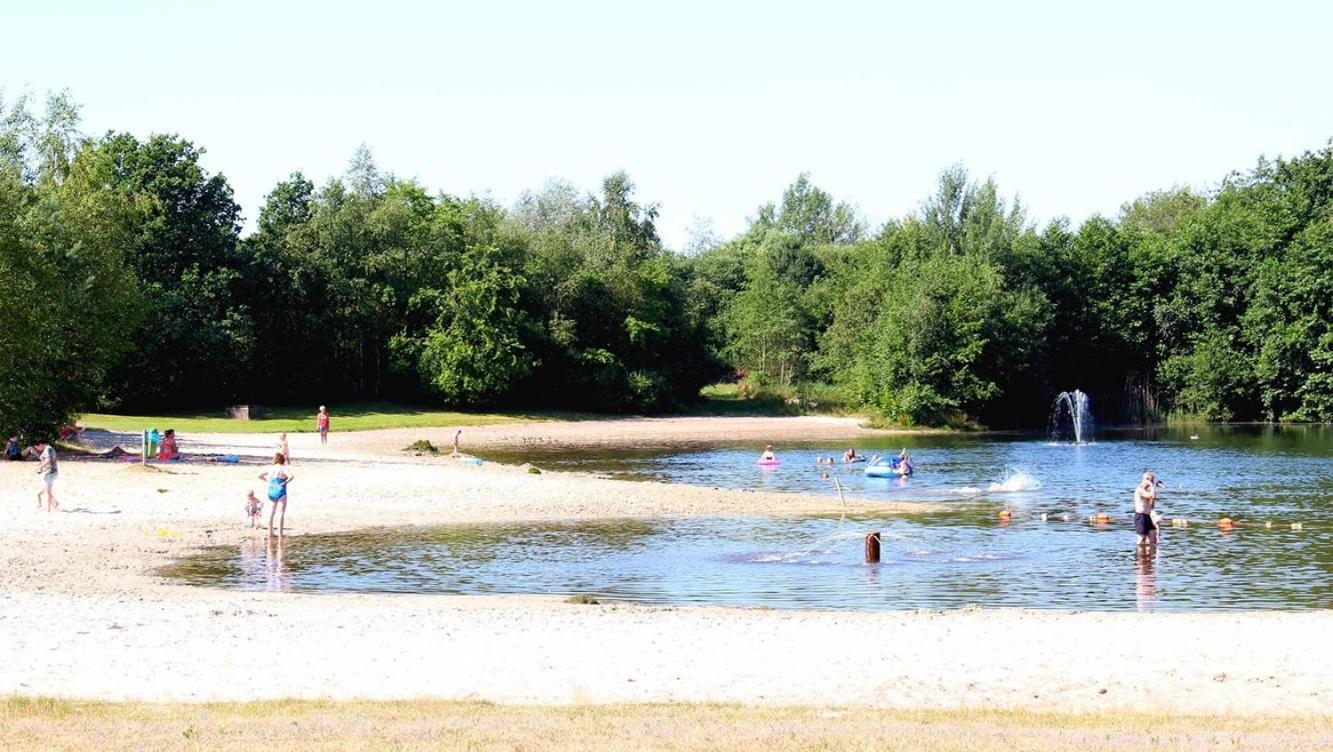 Comfortabel Chalet In Nationaal Park Wateren Extérieur photo